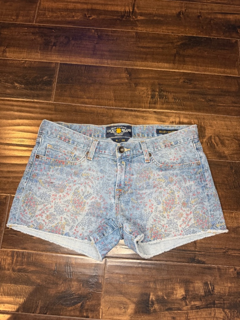 Lucky Brand Riley Short Floral Denim Cut Off Jean Shorts Women's Size 6 / 28
